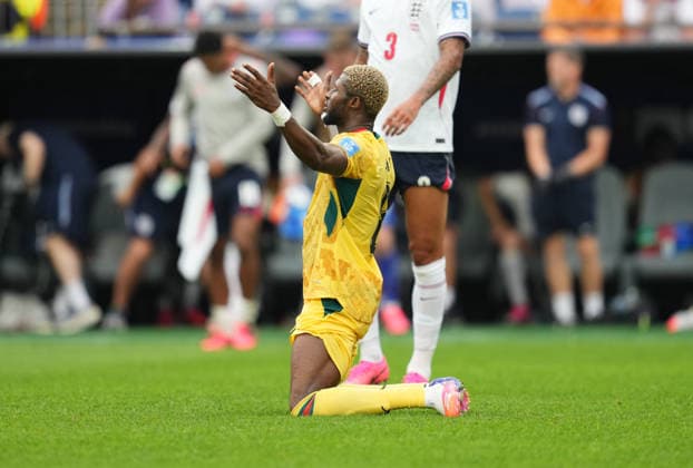 Kwasi Sibo (Ghana) with post game celebration during England and Ghana, Group L FIFA World Cup, WM, Weltmeisterschaft, Fussball 2026, Boston Stadium, Boston, USA on June 23, 2026. Thor Wegner DeFodi Images. (Photo by DeFodi Images) - *** Kwasi Sibo of Ghana celebrates after the game between England and Ghana in Group L of the 2026 FIFA World Cup at Boston Stadium in Boston, USA, on June 23, 2026. Photo by DeFodi Images (Thor Wegner),detected_source_language