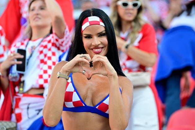 FIFA World Cup, WM, Weltmeisterschaft, Fussball 2026 - Group L - Panama vs Croatia A supporter of Croatia poses for a picture ahead of the FIFA World Cup 2026 group stage match Panama against Croatia, in Toronto, Canada, 23 June 2026. TORONTO United States  Copyright: xEDUARDOxLIMAx