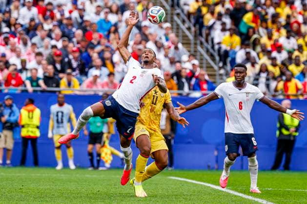 Ezri Konsa of England and Antoine Semenyo of Ghana battle for the ball , Group L - FIFA World Cup, WM, Weltmeisterschaft, Fussball 2026, England v Ghana, Boston Stadium, June 23, 2026, Boston, United States.