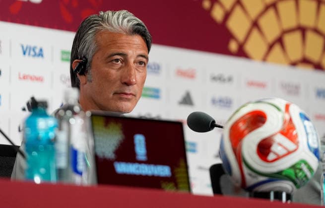 Ahead of Switzerland v Canada - FIFA World Cup, WM, Weltmeisterschaft, Fussball 2026 VANCOUVER, CANADA - JUNE 23: Head coach Murat Yakin, and football player Manuel Akanji (not seen) of Switzerland speak to press ahead of the FIFA 2026 World Cup Group B 3rd match between Switzerland and Canada at BC Place Stadium in Vancouver, British Columbia, Canada on June 23, 2026. Ercin Erturk Anadolu Vancouver Canada. Editorial use only. Please get in touch for any other usage.  Copyright: x2026xAnadoluxErcinxErturkx