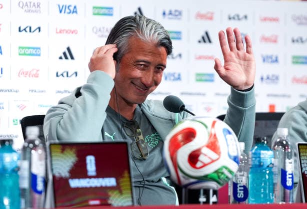 Ahead of Switzerland v Canada - FIFA World Cup, WM, Weltmeisterschaft, Fussball 2026 VANCOUVER, CANADA - JUNE 23: Head coach Murat Yakin, and football player Manuel Akanji (not seen) of Switzerland speak to press ahead of the FIFA 2026 World Cup Group B 3rd match between Switzerland and Canada at BC Place Stadium in Vancouver, British Columbia, Canada on June 23, 2026. Ercin Erturk Anadolu Vancouver Canada. Editorial use only. Please get in touch for any other usage.  Copyright: x2026xAnadoluxErcinxErturkx