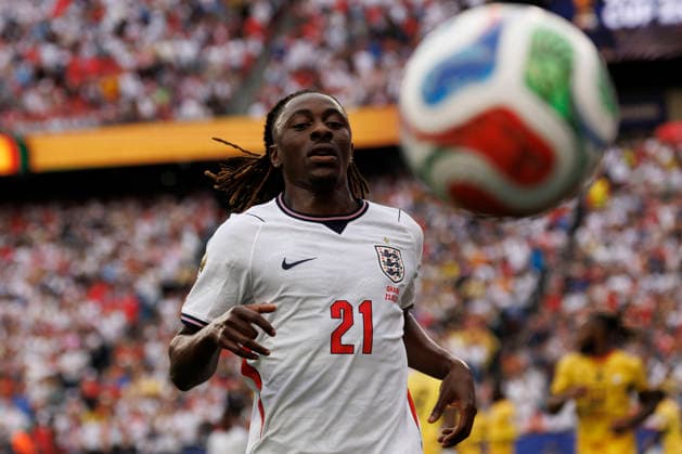England midfielder Eberechi Eze chases down the ball during the second half of their FIFA World Cup, WM, Weltmeisterschaft, Fussball match against Ghana at Gillette Stadium in Foxborough, Massachusetts, on Tuesday, June 23, 2026.  BOP20260623040 CJxGUNTHER