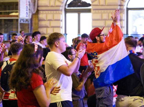 Croatia Watch Panama v Croatia Croatian fans watch the FIFA World Cup, WM, Weltmeisterschaft, Fussball 2026 Group L match between Panama and Croatia on a giant screen at Ban Jelacic Square in Zagreb, Croatia on June 23, 2026.  JosipxMikacic PIXSELL