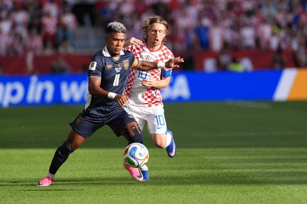 Panama v Croatia - FIFA World Cup, WM, Weltmeisterschaft, Fussball 2026 - Group L TORONTO, CANADA - JUNE 23: Edgar Yoel Bárcenas of Panama in action against Luka Modric of Croatia during the 2026 FIFA World Cup First Stage Group L match between Panama and Croatia at Toronto Stadium (BMO Field) in Toronto, Ontario, Canada on June 23, 2026. Mert Alper Dervis Anadolu Ontario Canada. Editorial use only. Please get in touch for any other usage.  Copyright: x2026xAnadoluxMertxAlperxDervisx