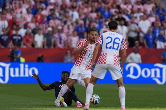 Panama v Croatia - FIFA World Cup, WM, Weltmeisterschaft, Fussball 2026 - Group L TORONTO, CANADA - JUNE 23: Jose Fajardo of Panama in action against Marin Pongracic (3) of Croatia during the 2026 FIFA World Cup First Stage Group L match between Panama and Croatia at Toronto Stadium (BMO Field) in Toronto, Ontario, Canada on June 23, 2026. Mert Alper Dervis Anadolu Ontario Canada. Editorial use only. Please get in touch for any other usage.  Copyright: x2026xAnadoluxMertxAlperxDervisx