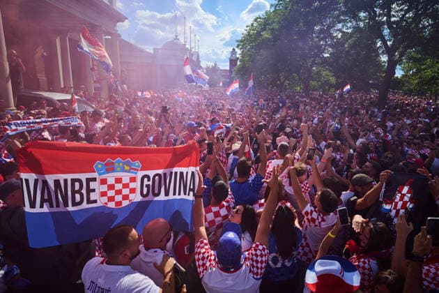 June 23, 2026, Toronto, On, Canada: Croatia fans march towards Toronto Stadium before a FIFA World Cup, WM, Weltmeisterschaft, Fussball group-stage soccer match against Panama in Toronto, on Tuesday, June 23, 2026. Canada News - June 23, 2026  - ZUMAc35_ 20260623_zaf_c35_125 Copyright: xSammyxKoganx