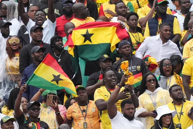 Fans aus Ghana feiern - Boston 23.06.2026: England vs. Ghana, Gilette Stadium, World Cup 26 Gruppe L, 2. Spieltag *** Fans from Ghana celebrate Boston, June 23, 2026