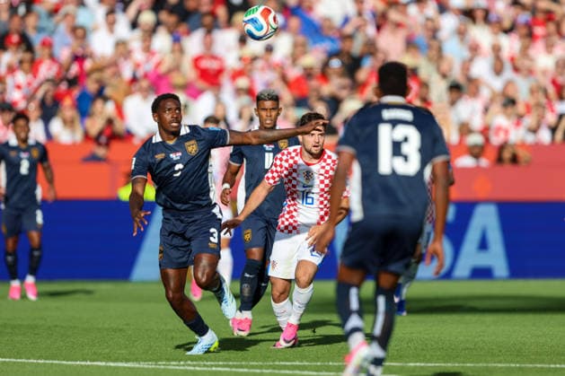 Panama v Croatia: Group L - FIFA World Cup, WM, Weltmeisterschaft, Fussball 2026 Jose Cordoba of Panama in action against Martin Baturina of Croatia during the FIFA World Cup 2026 Group L match between Panama and Croatia at Toronto Stadium on June 23, 2026 in Toronto, Canada.  SanjinxStrukic PIXSELL