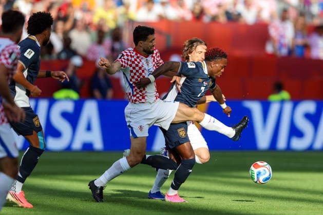 Panama v Croatia: Group L - FIFA World Cup, WM, Weltmeisterschaft, Fussball 2026 Luka Modric of Croatia and Jose Luis Rodriguez of Panama in action during the FIFA World Cup 2026 Group L match between Panama and Croatia at Toronto Stadium on June 23, 2026 in Toronto, Canada.  SanjinxStrukic PIXSELL