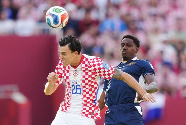 June 23, 2026, Toronto, On, CANADA: Croatia s Petar Musa (26) heads the ball in front of Panama s Jose Cordoba (3) during the first half of a World Cup Group L soccer match, in Toronto, on Tuesday, June 23, 2026. Canada News - June 23, 2026  - ZUMAc35_ 20260623_zaf_c35_137 Copyright: xNathanxDenettex
