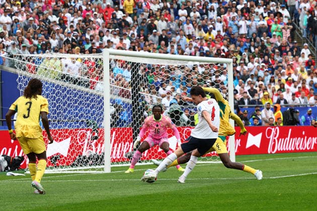 FIFA World Cup, WM, Weltmeisterschaft, Fussball 2026: England v Ghana BOSTON, USA - 23rd June 2026: Declan Rice of England shoots but sees his shot blocked during the FIFA World Cup 2026 Group L match between England and Ghana at Boston Stadium Boston Boston Stadium United States of America Copyright: xCraigxMercerx xPeakxActionxPhotosx