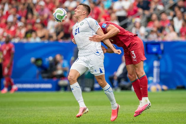 June 23, 2026: Uzbekistan forward Igor Sergeev (21) looks to control the ball while being grabbed by Portugal defender Ruben Dias (3) during a FIFA World Cup, WM, Weltmeisterschaft, Fussball Group K match between Portugal and Uzbekistan in Houston, TX. .. CSM FIFA World Cup 2026: Portugal Vs Uzbekistan JUN 23  - ZUMAc04_ 20260623_zma_c04_116 Copyright: xTraskxSmithx