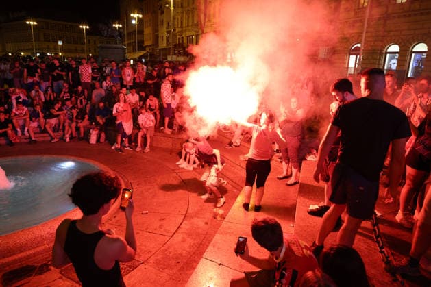 Celebration Croatia - Panama Croatian fans celebrate after the 1-0 win after the FIFA World Cup, WM, Weltmeisterschaft, Fussball 2026 Group L match between Panama and Croatia at Ban Jelacic Square in Zagreb, Croatia on June 24, 2026.  JosipxMikacic PIXSELL