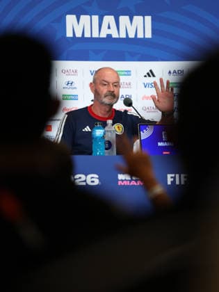 (260624) -- MIAMI, June 24, 2026 -- Stephen Clarke, head coach of Scotland, attends a press conference, PK, Pressekonferenz at the FIFA World Cup, WM, Weltmeisterschaft, Fussball 2026 at Miami Stadium, Miami, the United States, June 23, 2026. ) (SP)U.S.-MIAMI-FOOTBALL-FIFA WORLD CUP-PRESS CONFERENCE-SCOTLAND XuxZijian 