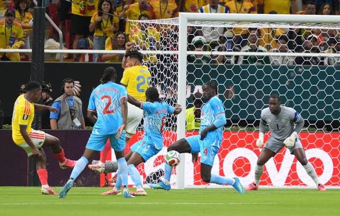 Colombia v DR Congo - FIFA World Cup, WM, Weltmeisterschaft, Fussball 2026 - Group K ZAPOPAN, MEXICO - JUNE 23: Aaron Wan-Bissaka (2) of DR Congo in action during the 2026 FIFA World Cup First Stage Group K match between Colombia and DR Congo at Estadio Akron (Guadalajara Stadium) in Zapopan, Guadalajara, Mexico on June 23, 2026. Juancho Torres Anadolu Jalisco Mexico. Editorial use only. Please get in touch for any other usage.  Copyright: x2026xAnadoluxJuanchoxTorresx