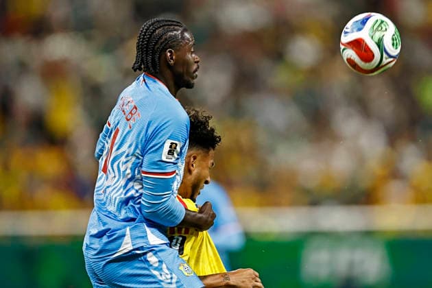 June 23, 2026, Guadalajara, Jalisco, Mexico: Luis SuoÂ¡rez of Colombia battles for possession ball with Axel Tuanzebe of Congo DR during the match between Colombia and Congo DR for the 2st round of the group K of the FIFA World Cup, WM, Weltmeisterschaft, Fussball 2026, at Guadalajara Stadium, in Guadalajara, Mexico on June 23, 2026. Photo: DiaEsportivo Guadalajara Mexico - ZUMAh208 20260623_zsp_h208_011 Copyright: xHeulerxAndreyx