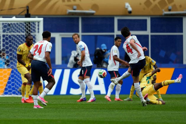 SOCCER - FIFA World Cup, WM, Weltmeisterschaft, Fussball - Group L - England vs. Ghana Photo by IPA ABACAPRESS.COM85995773 - Declan Rice of England takes a shot during the Group L match between England and Ghana at the FIFA World Cup in Boston, USA, on June 23, 2026 Boston  Copyright: xIPAxSport ABACAx