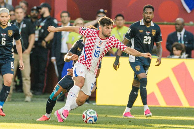 Martin Baturina of Croatia controls the ball during the FIFA World Cup, WM, Weltmeisterschaft, Fussball game between Panama and Croatia at Toronto Stadium on June 23, 2026 in Toronto, Ontario, Canada  Copyright: xCurtisxWongx xSPPx Sportspressphoto_SPR174800