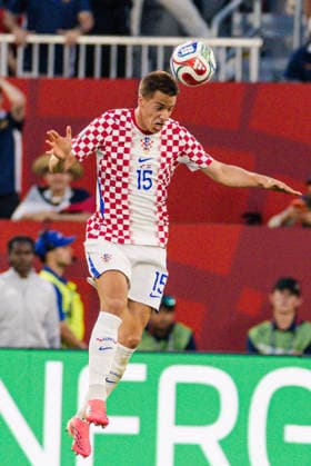 Mario Paöali? of Croatia heads the ball during the FIFA World Cup, WM, Weltmeisterschaft, Fussball game between Panama and Croatia at Toronto Stadium on June 23, 2026 in Toronto, Ontario, Canada  Copyright: xCurtisxWongx xSPPx Sportspressphoto_SPR174945