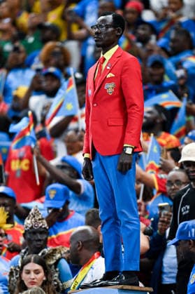 Michel Kuka Mboladinga, a Congolese supporter mimicking the posture of the Patrice Lumumba statue prior to the FIFA Men’s World Cup 2026 Group Stage football match between Colombia and Congo DR at Guadalajara Stadium, in Guadalajara on June 23th 2026 (Photo by Nayra Halm SPP)  Copyright: xNayraxHalm SPPx Sportspressphoto_SPR174996