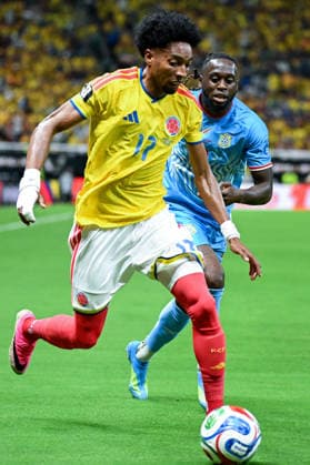 Johan Mojica of Colombia (L) runs with the ball under pressure from Aaron Wan-Bissaka of Congo DR (R) during a FIFA Men’s World Cup 2026 Group Stage football match between Colombia and Congo DR at Guadalajara Stadium, in Guadalajara on June 23th 2026 (Photo by Nayra Halm SPP)  Copyright: xNayraxHalm SPPx Sportspressphoto_SPR175010