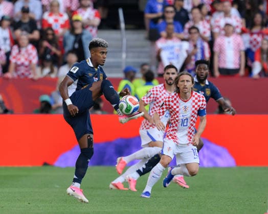 June 23, 2026, Toronto, Ontario, Canada: Edgar Yoel Barcenas ( 11) of Panama controls the ball during the 2026 FIFA World Cup, WM, Weltmeisterschaft, Fussball game between Panama and Croatia at Toronto Stadium. Croatia won the match 1-0. Sports News - June 23, 2026  - ZUMAv136 20260623_zsp_v136_052 Copyright: xJeffxVoganx