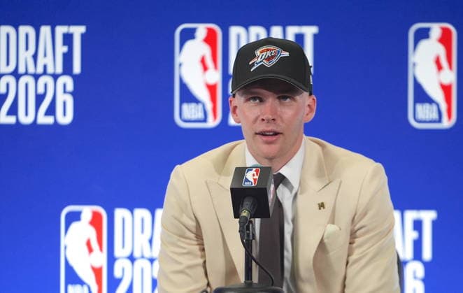 The 2026 NBA, Basketball Herren, USA Draft completed its first round NEW YORK, UNITED STATES - JUNE 23: Bennett Stirtz talks to press after being acquired by Oklahoma City Thunder via a draft day-day trade with Memphis Grizzlies on Tuesday night, June 23 in the 2026 NBA Draft at Barclays Center Brooklyn, New York City, U.S., on June 23, 2026. Selcuk Acar Anadolu New York United States. Editorial use only. Please get in touch for any other usage.  Copyright: x2026xAnadoluxSelcukxAcarx