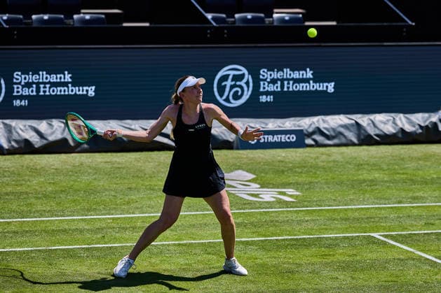 June 24, 2026, Bad Homburg, Hessen, Germany: Ekaterina Alexandrova returns with forehand to Mirra Andreeva during the BAD HOMBURG OPEN powered by SOLARWATTT- WTA500 - Womens Tennis, 24.6.2026 in Bad Homburg (Tennis-Club Bad Homburg), Germany - Photo: Tennis 2026: Bad Hombug Open - WTA500: ALEXANDROVA 6:3 6:4 ANDREEVA  - ZUMAs343 20260624_zsp_s343_036 Copyright: xMathiasxSchulzx