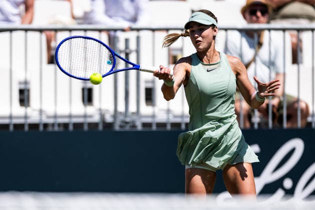 BAD HOMBURG, GERMANY - JUNE 24: Anna Kalinskaya during the Bad Homburg Open powered by Solarwatt Singles match between Anna Kalinskaya vs Elena-Gabriela Ruse (ROU) at Kurpark Bad Homburg on June 24, 2026 in Bad Homburg, Germany. Hessen Germany Copyright: xSteffiexWunderlx