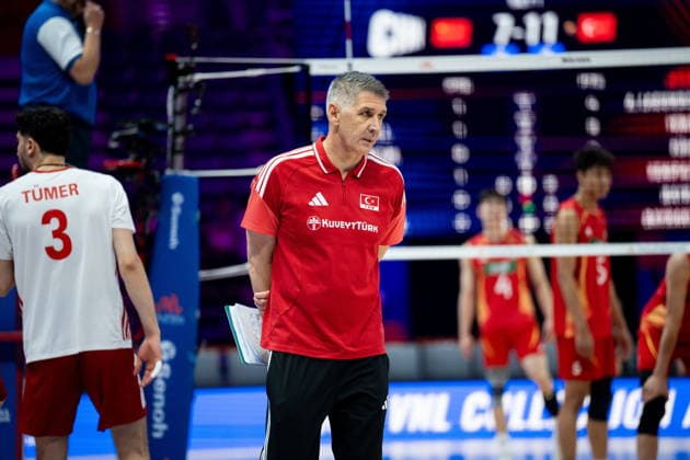 GLIWICE 24.06.2026 SIATKOWKA LIGA NARODOW MEZCZYZN MECZ CHINY TURCJA --- VNL FIVB MENS VOLLEYBALL NATIONS LEAGUE MATCH CHINA VS TURKIYE NZ SLOBODAN KOVAC FOT. MARCIN GOLBA NEWSPIX.PL NEWSPIX.PL --- newspix.pl POLAND OUT! 