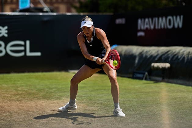 June 24, 2026, Bad Homburg, Hessen, Germany: Elena-Gabriela Ruse of Romania returns with backhand to Anna Kalinskaya during the BAD HOMBURG OPEN powered by SOLARWATTT- WTA500 - Womens Tennis, 24.6.2026 in Bad Homburg (Tennis-Club Bad Homburg), Germany - Photo: Tennis 2026: Bad Hombug Open - WTA500: RUSE 7:5 6:2 KALINSKAYA  - ZUMAs343 20260624_zsp_s343_054 Copyright: xMathiasxSchulzx