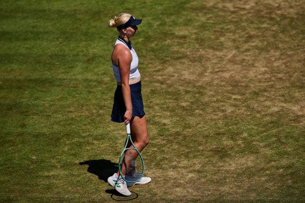 June 24, 2026, Bad Homburg, Hessen, Germany: Clara Tauson of Denmark is walking over the Court during her Match against Qinwen Zheng of China during the BAD HOMBURG OPEN powered by SOLARWATTT- WTA500 - Womens Tennis, 24.6.2026 in Bad Homburg (Tennis-Club Bad Homburg), Germany - Photo: Tennis 2026: Bad Hombug Open - WTA500: TAUSON 5:7 6:4 6:2 ZHENG  - ZUMAs343 20260624_zsp_s343_057 Copyright: xMathiasxSchulzx
