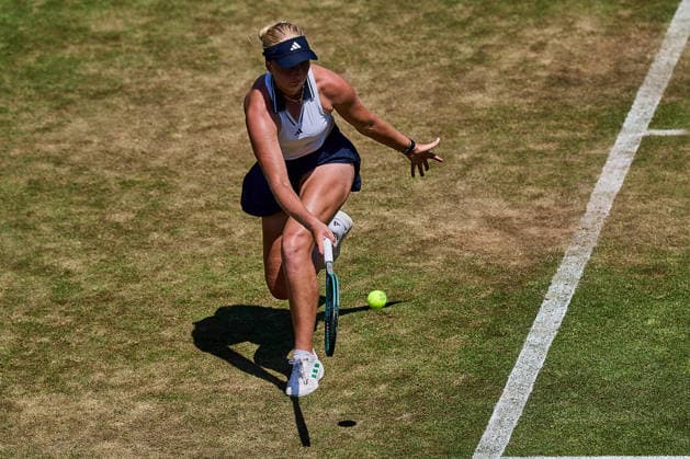 June 24, 2026, Bad Homburg, Hessen, Germany: Clara Tauson of Denmark returns with forehand to Qinwen Zheng of China during the BAD HOMBURG OPEN powered by SOLARWATTT- WTA500 - Womens Tennis, 24.6.2026 in Bad Homburg (Tennis-Club Bad Homburg), Germany - Photo: Tennis 2026: Bad Hombug Open - WTA500: TAUSON 5:7 6:4 6:2 ZHENG  - ZUMAs343 20260624_zsp_s343_059 Copyright: xMathiasxSchulzx