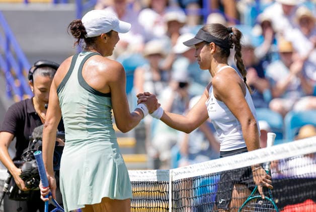 RECORD DATE NOT STATED 24th June 2026; Devonshire Park Lawn Tennis Club, Eastbourne, East Sussex, England; Lexus Eastbourne Open Tennis, Day Four; Madison Keys (USA) shakes hands with Jessica Bouzas Maneiro (ESP) after the match HongboxChen