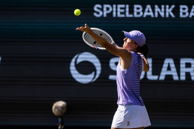 BAD HOMBURG, GERMANY - JUNE 24: Iga Swiatek (POL) during the Bad Homburg Open powered by Solarwatt Singles match between Iga Swiatek (POL) vs Emma Navarro (USA) at Kurpark Bad Homburg on June 24, 2026 in Bad Homburg, Germany. Hessen Germany Copyright: xSteffiexWunderlx