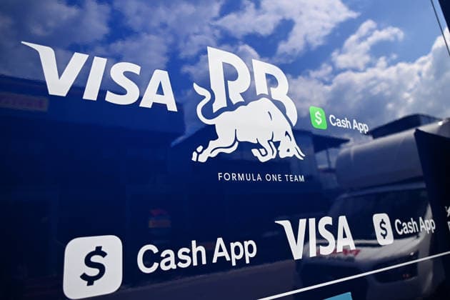24.06.2026, xsvx, Motorsport FIA Formel 1, Grand Prix von Österreich v.l. Symbolfoto, Symbolbild Visa Cash App Racing Bulls Logo Wappen Schriftzug (FIA REGULATIONS PROHIBIT ANY USE OF PHOTOGRAPHS as IMAGE SEQUENCES and or QUASI-VIDEO) Zeltweg-Spielberg *** June 24, 2026, xsvx, Motorsport FIA Formula 1, Austrian Grand Prix v l Stock photo, stock image Visa Cash App Racing Bulls logo, coat of arms, lettering FIA REGULATIONS PROHIBIT ANY USE OF PHOTOGRAPHS as IMAGE SEQUENCES and or QUASI-VIDEO Zeltweg Spielberg
