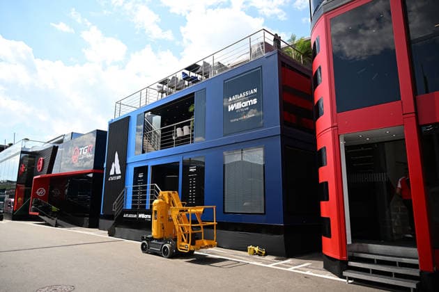 24.06.2026, xsvx, Motorsport FIA Formel 1, Grand Prix von Österreich v.l. Symbolfoto, Symbolbild Atlassian Williams F1 Team Logo Wappen Schriftzug (FIA REGULATIONS PROHIBIT ANY USE OF PHOTOGRAPHS as IMAGE SEQUENCES and or QUASI-VIDEO) Zeltweg-Spielberg *** June 24, 2026, xsvx, Motorsport FIA Formula 1, Austrian Grand Prix v l Stock photo, stock image Atlassian Williams F1 Team logo, crest, lettering FIA REGULATIONS PROHIBIT ANY USE OF PHOTOGRAPHS as IMAGE SEQUENCES and or QUASI-VIDEO Zeltweg Spielberg