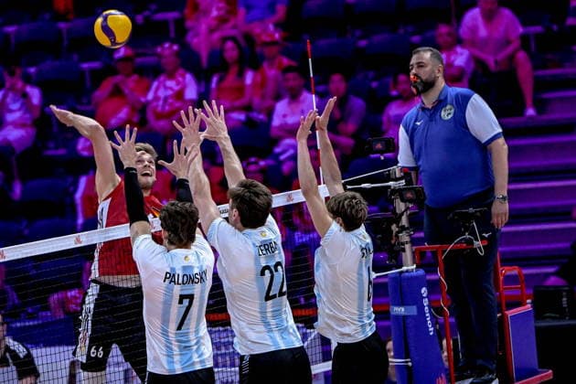 GLIWICE 24.06.2026 MECZ SIATKARSKA LIGA NARODOW 2026 PILKA SIATKOWA --- FIVB VOLLEYBALL NATIONS LEAGUE MATCH: ARGENTYNA - NIEMCY --- ARGENTINA - GERMANY N Z ERIK ROHRS LUCIANO PALONSKY TOBIAS BRAND FOT.PAWEL PIOTROWSKI 400MM.PL NEWSPIX.PL --- newspix.pl 