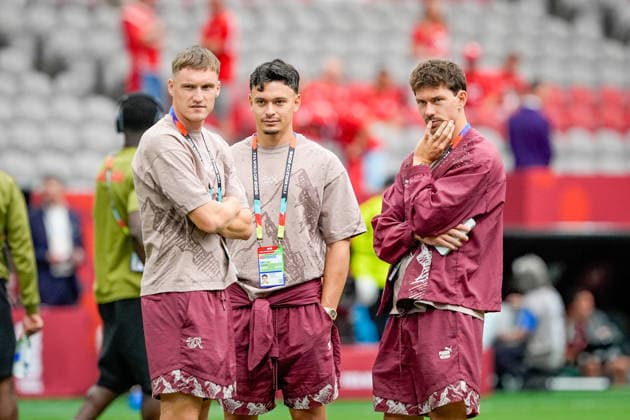 Kanada: Fußball FIFA Weltmeisterschaft 2026 Gruppenphase Schweiz vs Kanada BC Place Stadium (Vancouver, British Columbia): Christian Fassnacht (Schweiz, 16) Michel Aebischer (Schweiz, 20) Fabian Rieder (Schweiz, 22) *** Canada Soccer 2026 FIFA World Cup Group Stage Switzerland vs. Canada BC Place Stadium Vancouver, British Columbia Christian Fassnacht (Switzerland), 16 Michel Aebischer (Switzerland), 20 Fabian Rieder (Switzerland), 22 Copyright: xJOERANxSTEINSIEKx