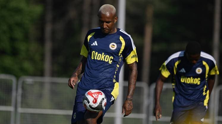 Fenerbahce s first training session of the new season kicks off in Duzce DUZCE, TURKIYE - JUNE 24: Fenerbahce s Anderson Talisca attends football team s first training session of the new season at the Fenerbahce Topuk Plateau Facilities in Duzce, Turkiye on June 24, 2026. The Yellow Canaries kicked off their first-stage pre-season camp preparations under the management of their technical manager. Omer Urer Anadolu Duzce Turkey. Editorial use only. Please get in touch for any other usage.  Copyright: x2026xAnadoluxOmerxUrerx
