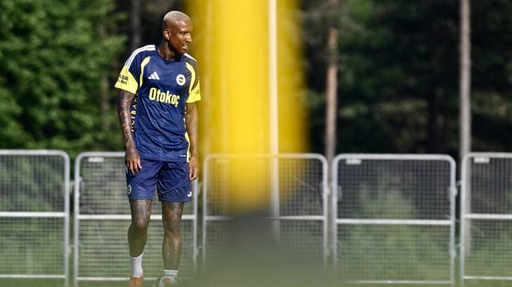 Fenerbahce s first training session of the new season kicks off in Duzce DUZCE, TURKIYE - JUNE 24: Fenerbahce s Anderson Talisca attends football team s first training session of the new season at the Fenerbahce Topuk Plateau Facilities in Duzce, Turkiye on June 24, 2026. The Yellow Canaries kicked off their first-stage pre-season camp preparations under the management of their technical manager. Omer Urer Anadolu Duzce Turkey. Editorial use only. Please get in touch for any other usage.  Copyright: x2026xAnadoluxOmerxUrerx