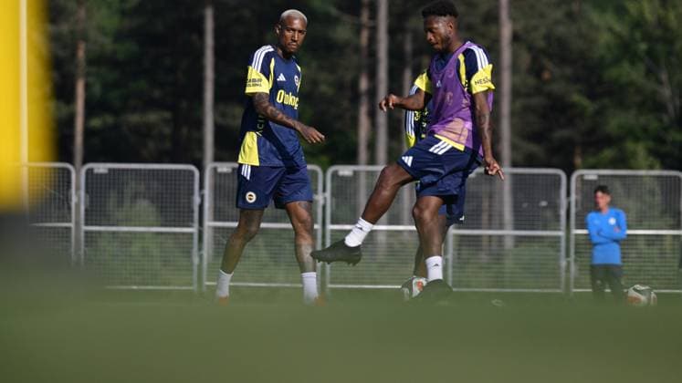 Fenerbahce s first training session of the new season kicks off in Duzce DUZCE, TURKIYE - JUNE 24: Fenerbahce s Anderson Talisca attends football team s first training session of the new season at the Fenerbahce Topuk Plateau Facilities in Duzce, Turkiye on June 24, 2026. The Yellow Canaries kicked off their first-stage pre-season camp preparations under the management of their technical manager. Omer Urer Anadolu Duzce Turkey. Editorial use only. Please get in touch for any other usage.  Copyright: x2026xAnadoluxOmerxUrerx