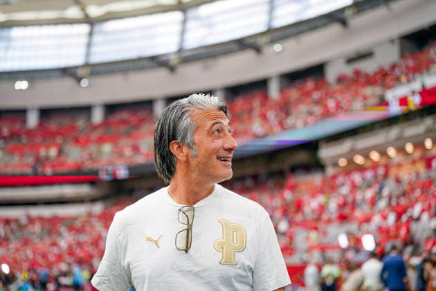 Kanada: Fußball FIFA Weltmeisterschaft 2026 Gruppenphase Schweiz vs Kanada BC Place Stadium (Vancouver, British Columbia): Murat Yakin (Trainer, Schweiz) *** Canada Soccer 2026 FIFA World Cup Group Stage Switzerland vs. Canada BC Place Stadium, Vancouver, British Columbia Murat Yakin, Head Coach, Switzerland Copyright: xJOERANxSTEINSIEKx