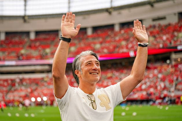 Kanada: Fußball FIFA Weltmeisterschaft 2026 Gruppenphase Schweiz vs Kanada BC Place Stadium (Vancouver, British Columbia): Murat Yakin (Trainer, Schweiz) *** Canada Soccer 2026 FIFA World Cup Group Stage Switzerland vs. Canada BC Place Stadium, Vancouver, British Columbia Murat Yakin, Head Coach, Switzerland Copyright: xJOERANxSTEINSIEKx