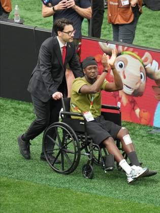 Switzerland v Canada - FIFA World Cup, WM, Weltmeisterschaft, Fussball 2026 - Group B VANCOUVER, CANADA - JUNE 24: Ismael Kone of Canada is seen on a wheelchair prior the 2026 FIFA World Cup Group B match between Switzerland and Canada at BC Place Stadium in Vancouver, Canada, on June 24, 2026. Ercin Erturk Anadolu British Columbia Canada. Editorial use only. Please get in touch for any other usage.  Copyright: x2026xAnadoluxErcinxErturkx