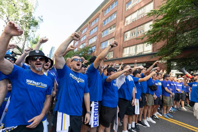 June 24, 2026, Seattle, Washington, USA: Fans of team Bosnia and Herzegovina lead a march through downtown Seattle to the FIFA World Cup, WM, Weltmeisterschaft, Fussball match between Bosnia and Herzegovina and Qatar at Seattle Stadium on Wednesday, June 24, 2026. Seattle USA - ZUMAg235 20260624_zap_g235_013 Copyright: xPaulxChristianxGordonx