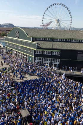 June 24, 2026, Seattle, Washington, USA: Thousands of fans of team Bosnia and Herzegovina lead a march to the FIFA World Cup, WM, Weltmeisterschaft, Fussball match between Bosnia and Herzegovina and Qatar on SeattleÃ¢â‚¬â ¢s Waterfront Park on Wednesday, June 24, 2026. 2026 FIFA World Cup: Bosnia And Herzegovina Vs Qatar In Seattle  - ZUMAg235 20260624_zap_g235_025 Copyright: xPaulxChristianxGordonx