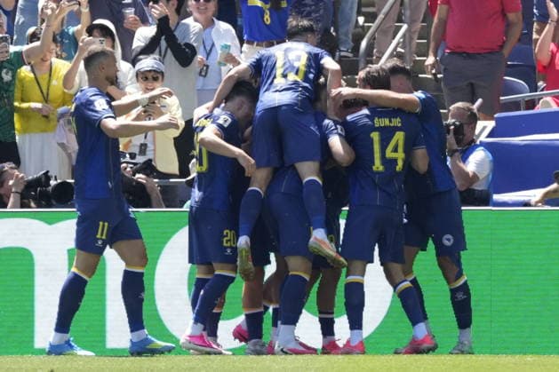FIFA World Cup, WM, Weltmeisterschaft, Fussball 2026 - Group B - Bosnia and Herzegovina vs Qatar Players of Bosnia and Herzegovina celebrate scoring the 1-0 goal during the FIFA World Cup 2026 group stage match Bosnia and Herzegovina against Qatar, in Seattle, Washington, USA, 24 June 2026. SEATTLE United States  Copyright: xSTEPHANxBRASHEARx