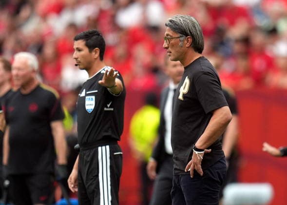 FIFA World Cup, WM, Weltmeisterschaft, Fussball 2026 - Group B - Switzerland vs Canada Switzerland s head coach Murat Yakin during the FIFA World Cup 2026 group stage match Switzerland against Canada, in Vancouver, Canada, 24 June 2026. VANCOUVER Canada  Copyright: xBOBxFRIDx