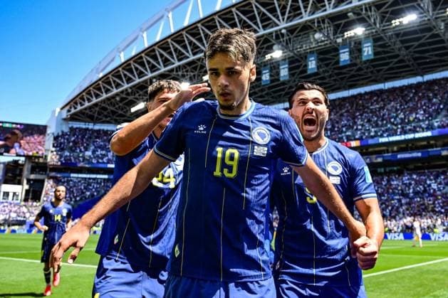 Bosnia and Herzegovina s Kerim Alajbegovic celebrates after scoring during a soccer game between Bosnia and Herzegovina and Qatar, on Wednesday 24 June 2026 in Seattle, the third and last day in the group stage, in group B of the FIFA World Cup, WM, Weltmeisterschaft, Fussball 2026 in the United States of America. DIRKxWAEM  x179160721x